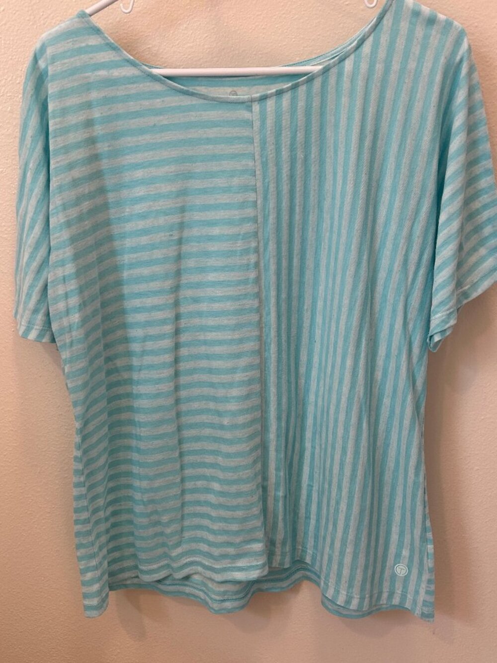 Talbots aqua and white striped tee features mixed vertical lines, Size XLP